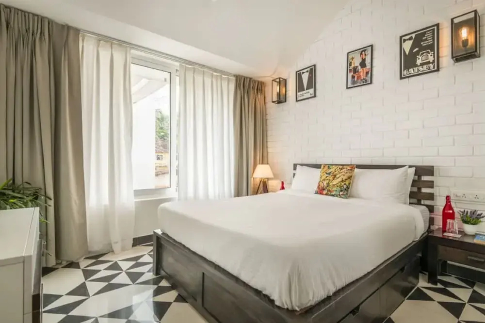 El Arbol by Hireavilla-2br w Rooftop Pool in Nerul