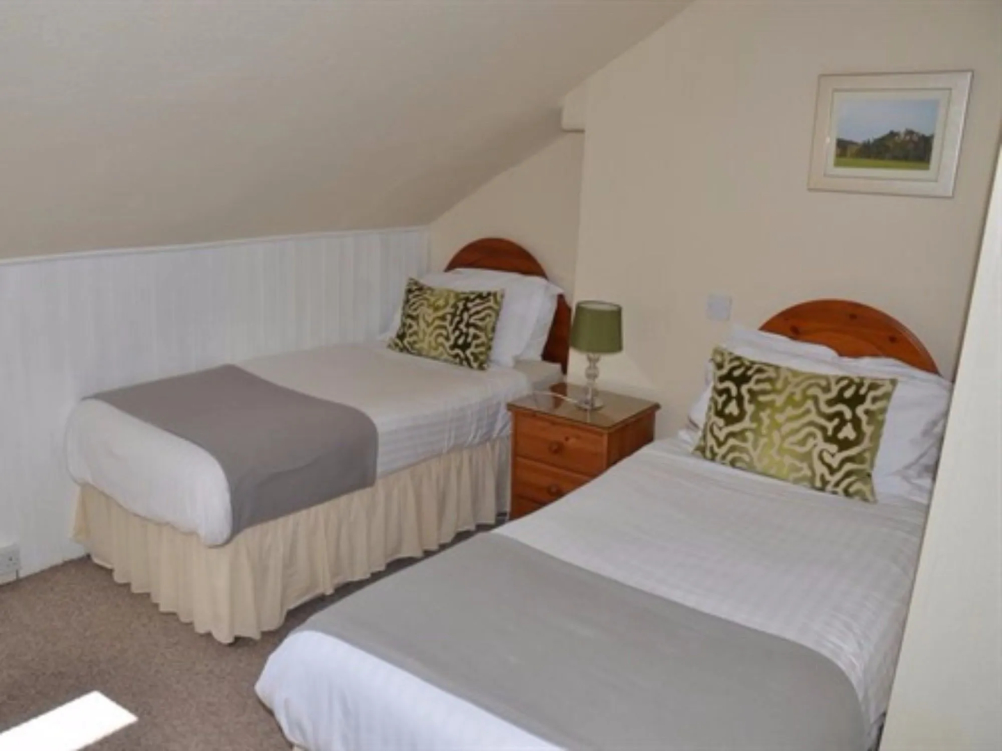 Lowdens Guest House