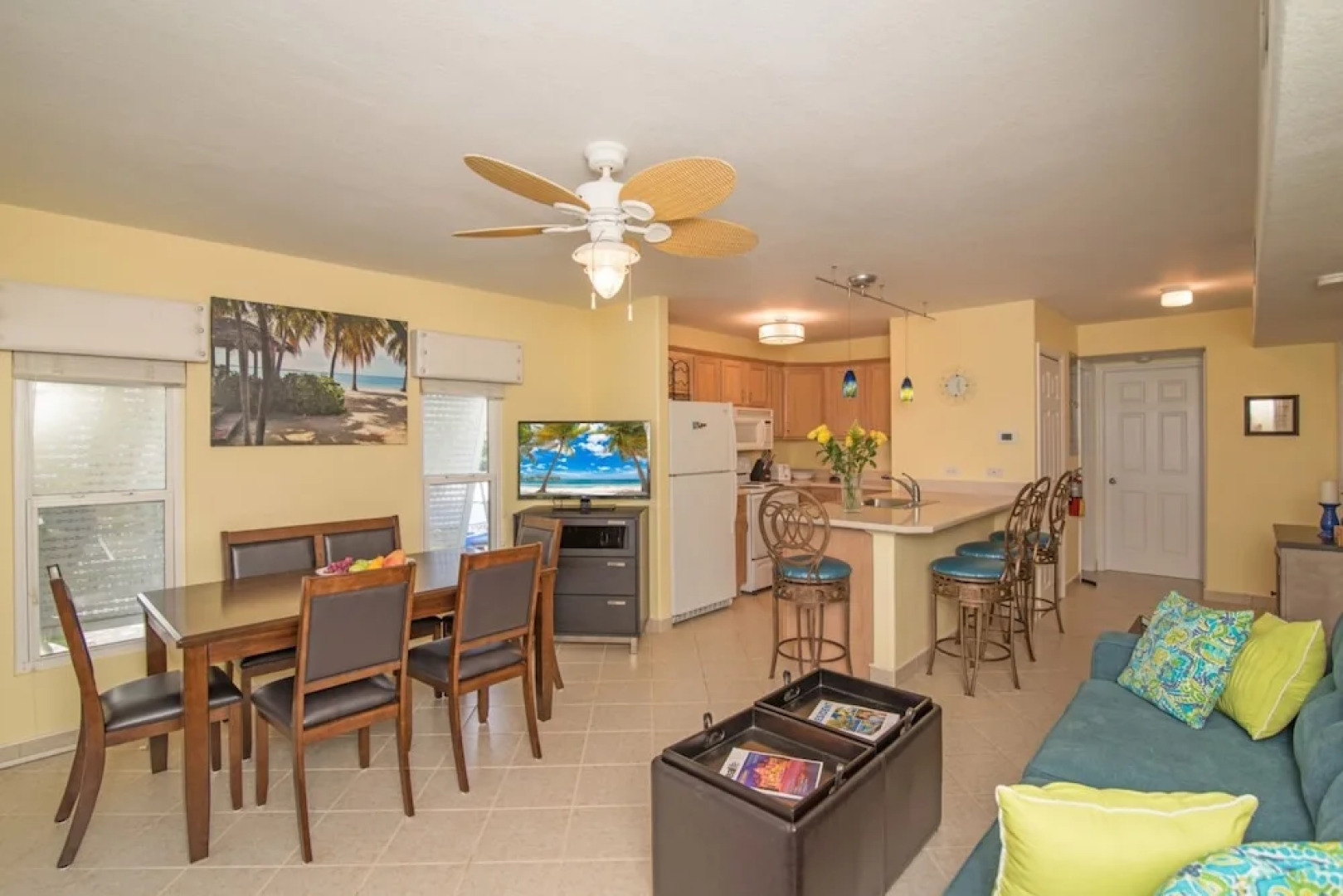 Kaibo Yacht Club by Cayman Villas