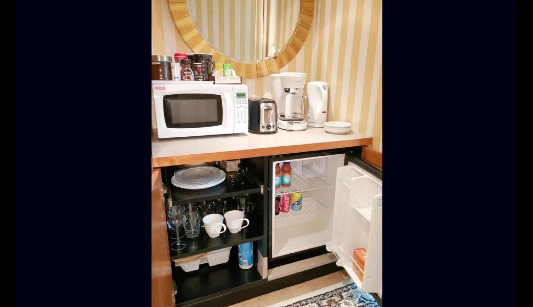 Boutique Downtown Suites - Privately owned