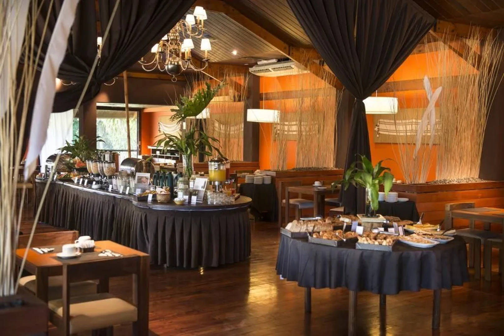 Raices Esturion Hotel