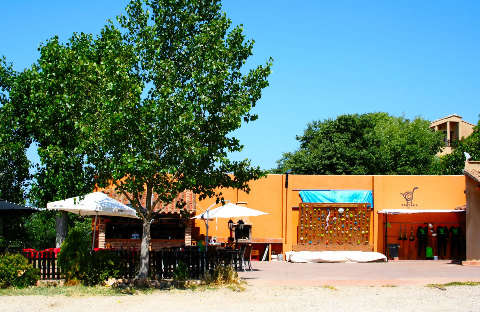 Tantaka - Albergue de los Meleses - Hostel