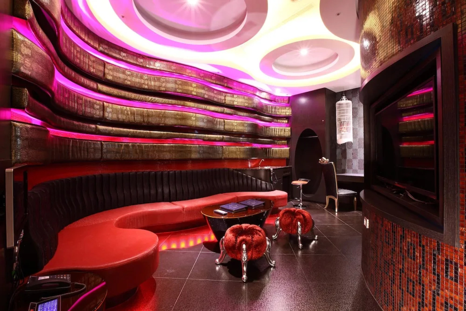 Icloud Luxury Resort and Hotel