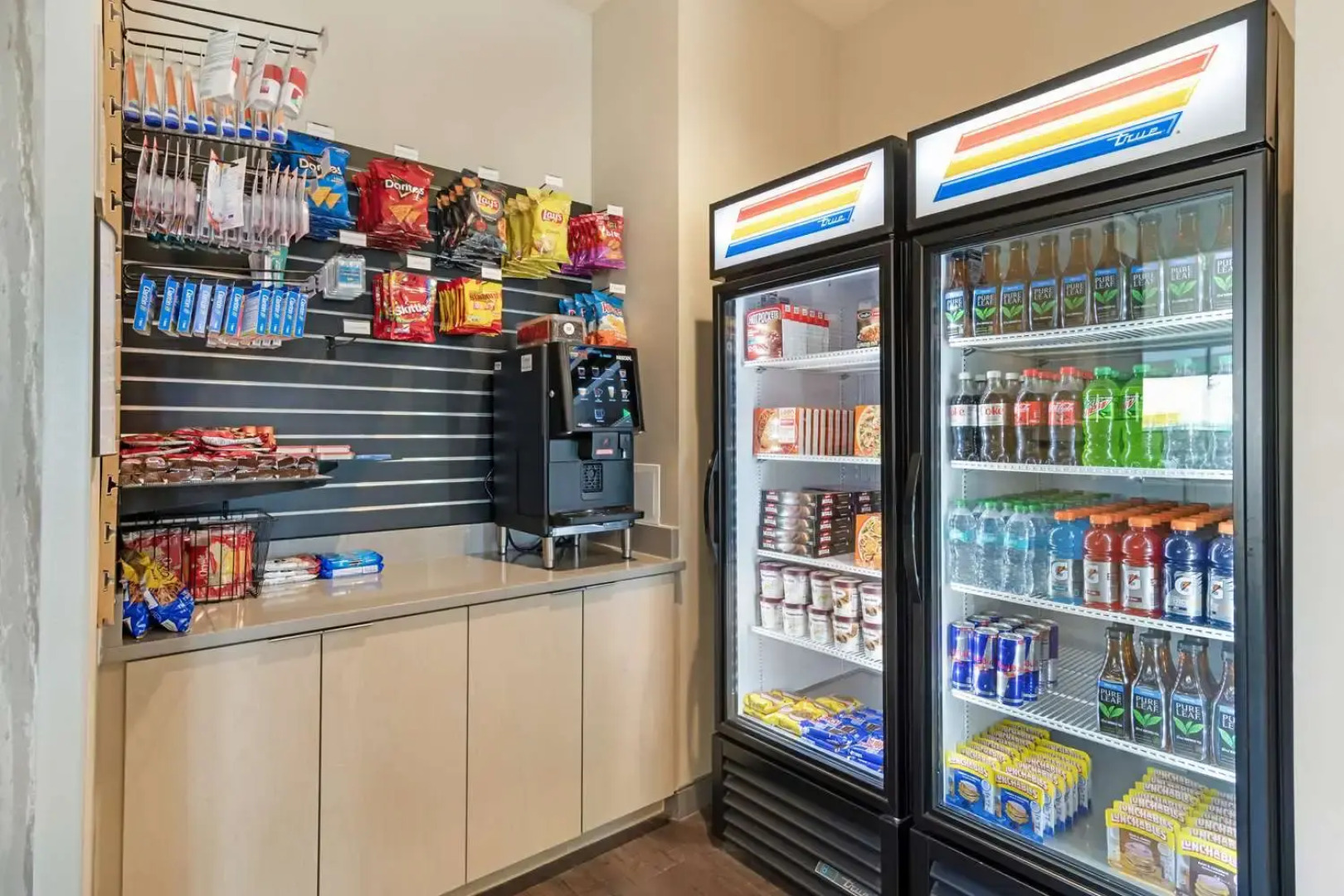 Best Western Plus Executive Residency Rigby's Water World Hotel