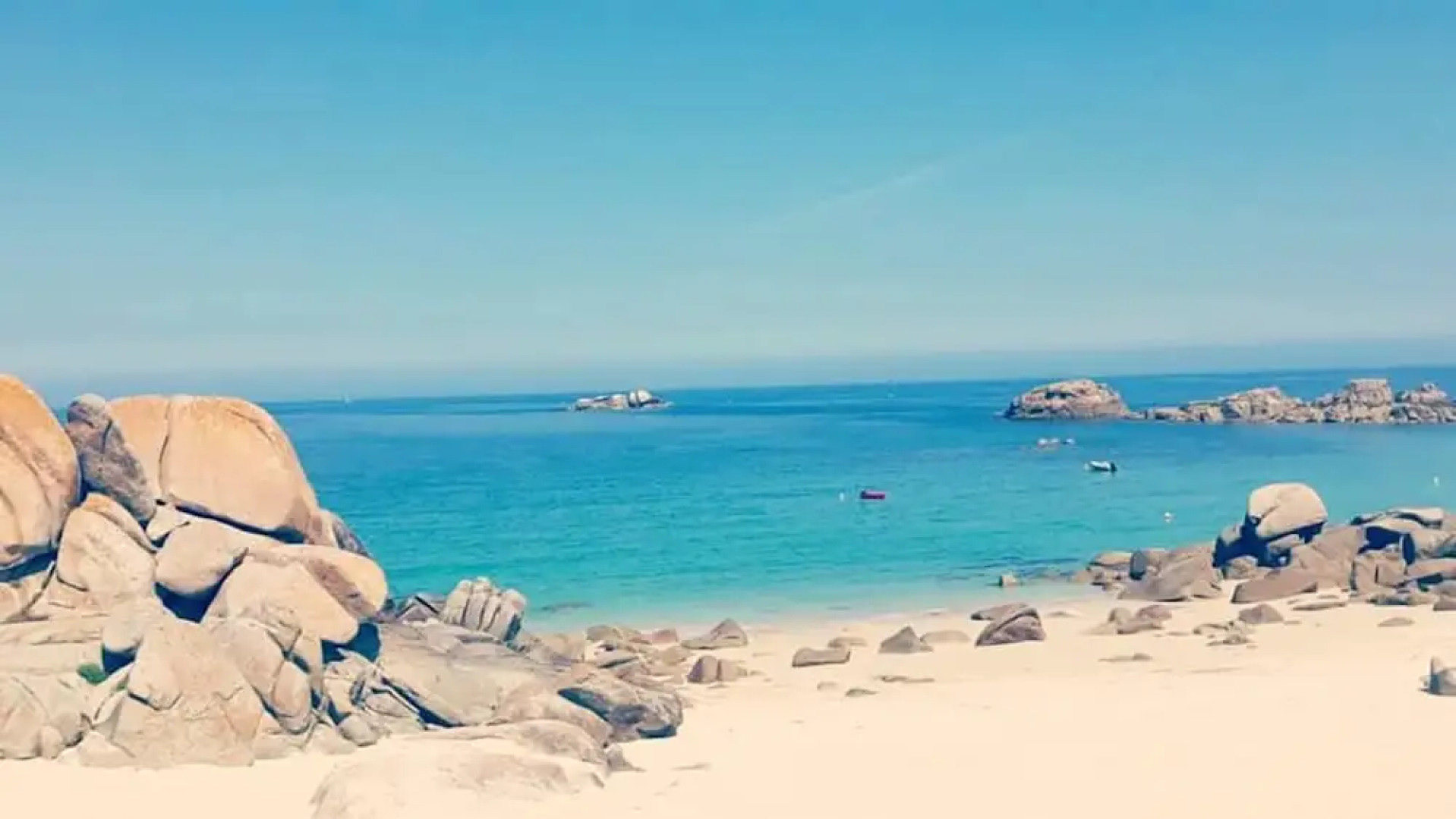 House With 5 Bedrooms in Cléder, With Enclosed Garden - 100 m From the Beach