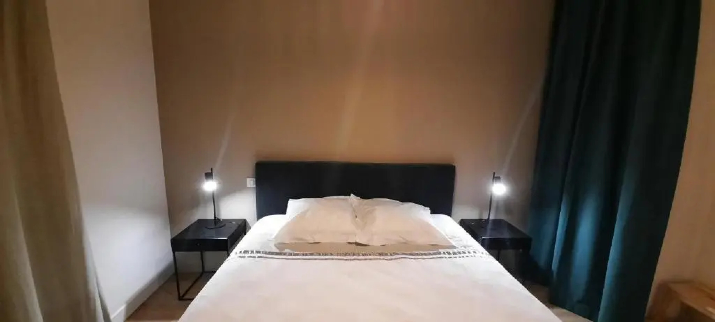 PARABISU TTIKIA "Petit Paradis"