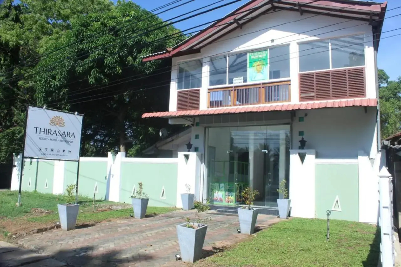 Thirasara Holiday Inn
