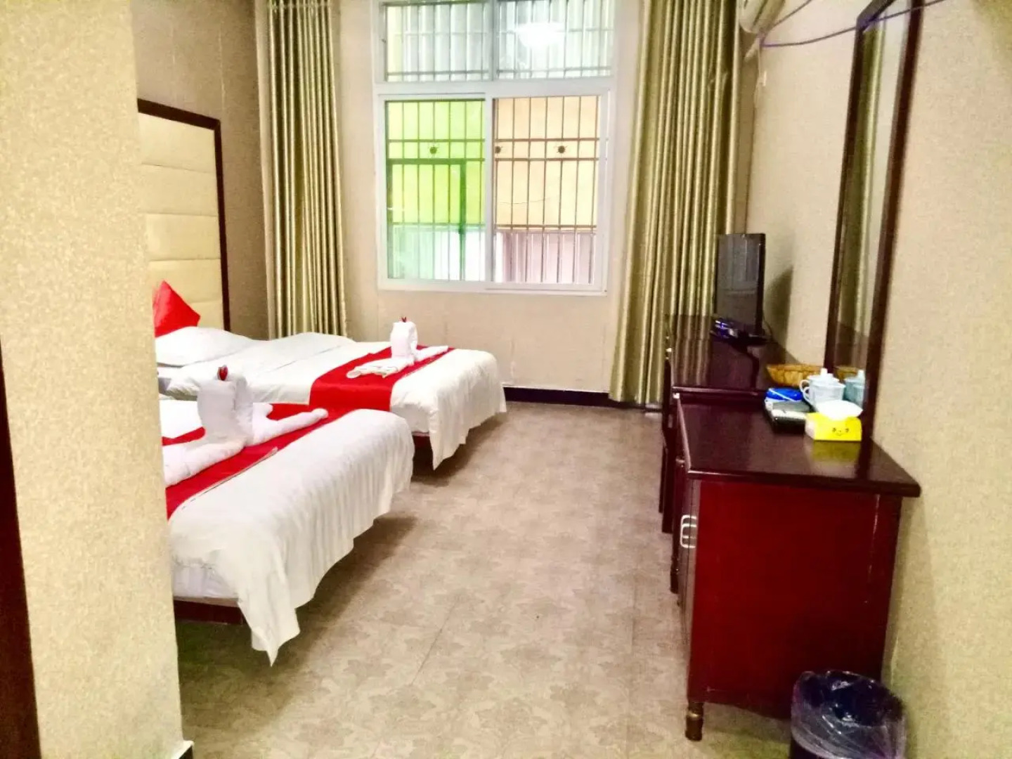 Xishuangbanna Aerial Garden Jinjiangnan Mekong River South Business Hotel