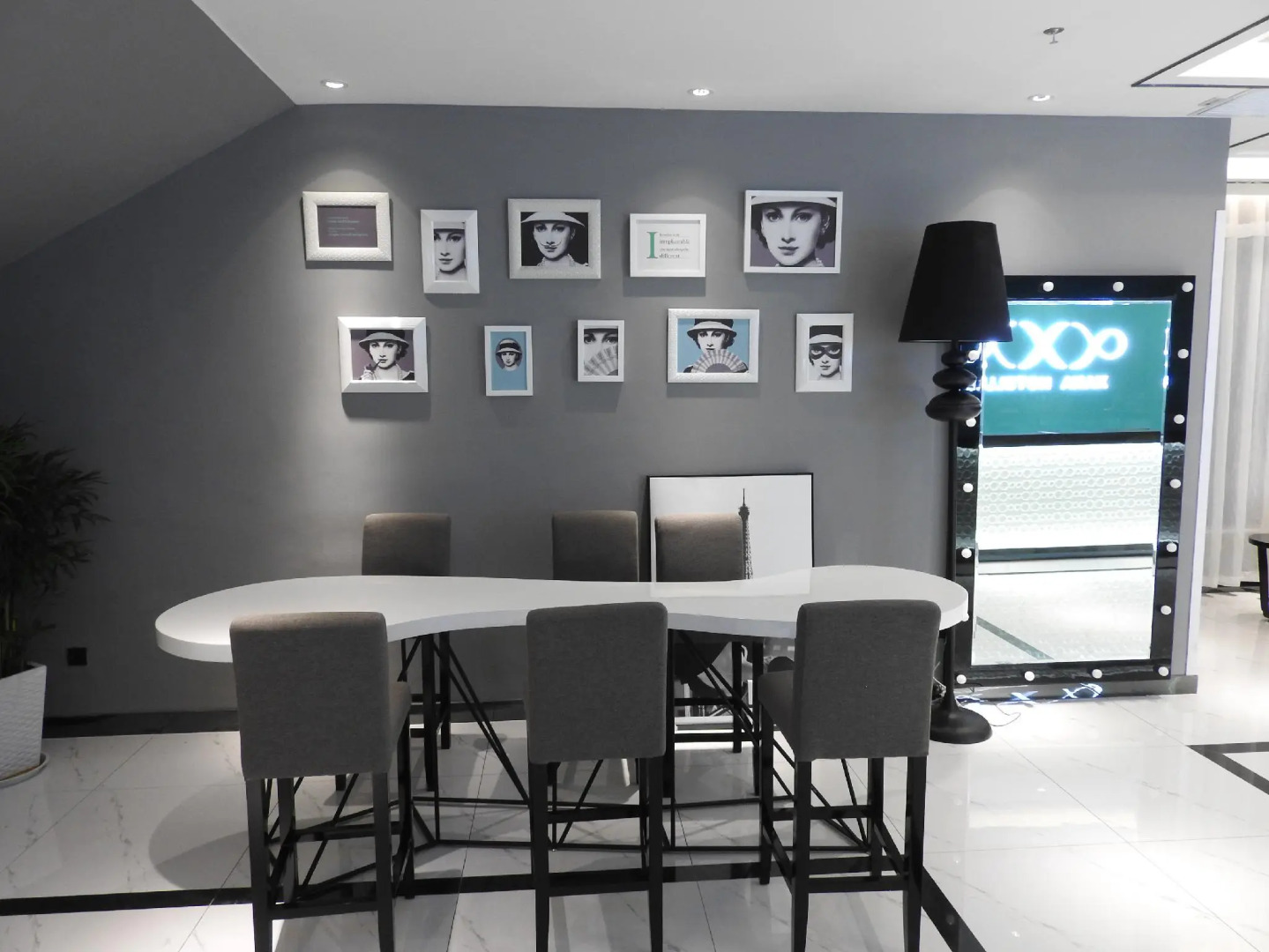 Xana Hotelle Ankang High-tech Zone Huayuan Avenue Modern City Branch