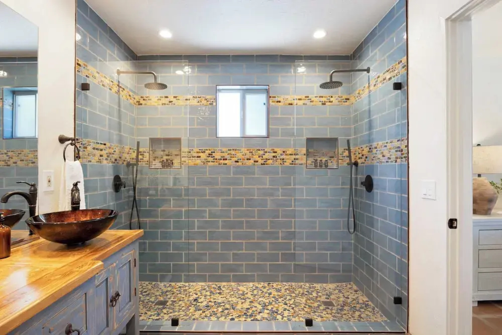 Sleeps 20! Architectural Mansion w/ Pool, Indoor Tennis Court, Game Room Starlight Estate by Avantstay