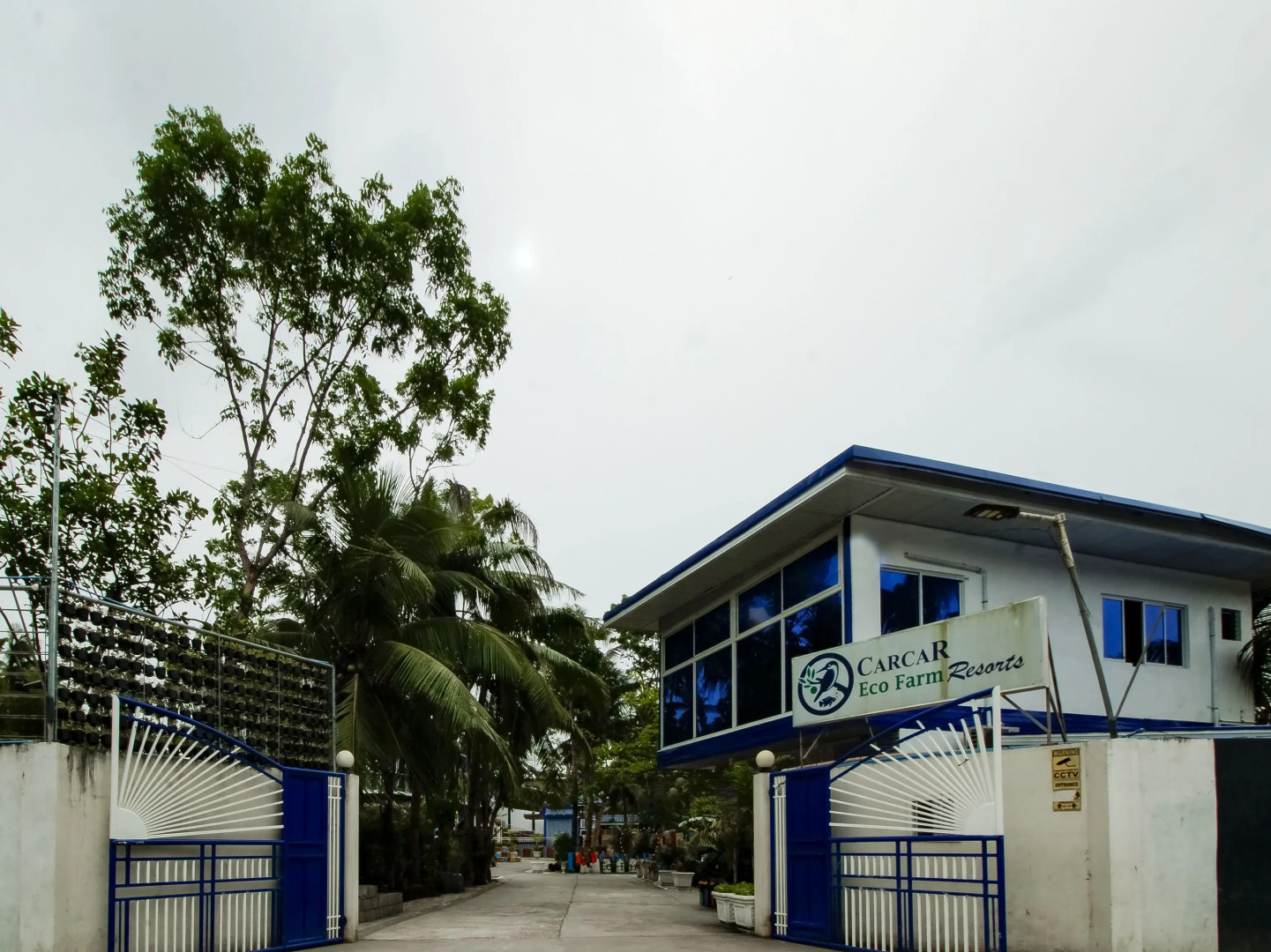 Vaccinated Staff -  849 Carcar Eco Farm Resorts