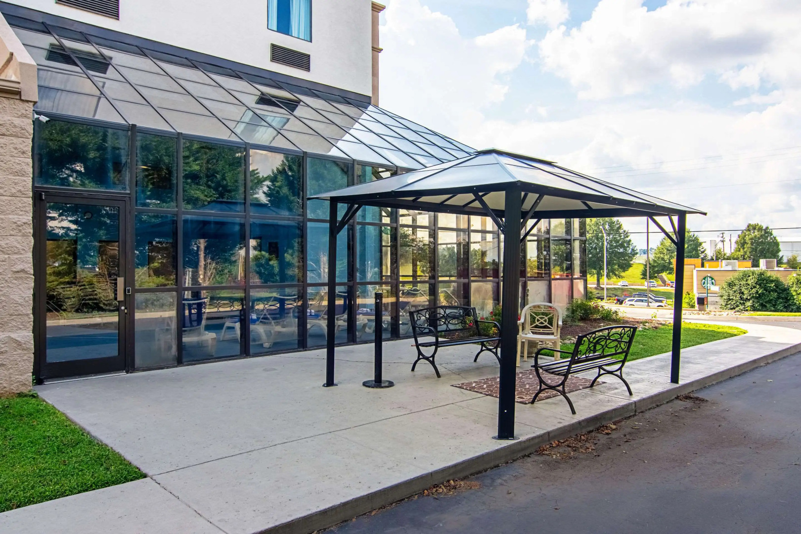 Comfort Suites Knoxville Airport