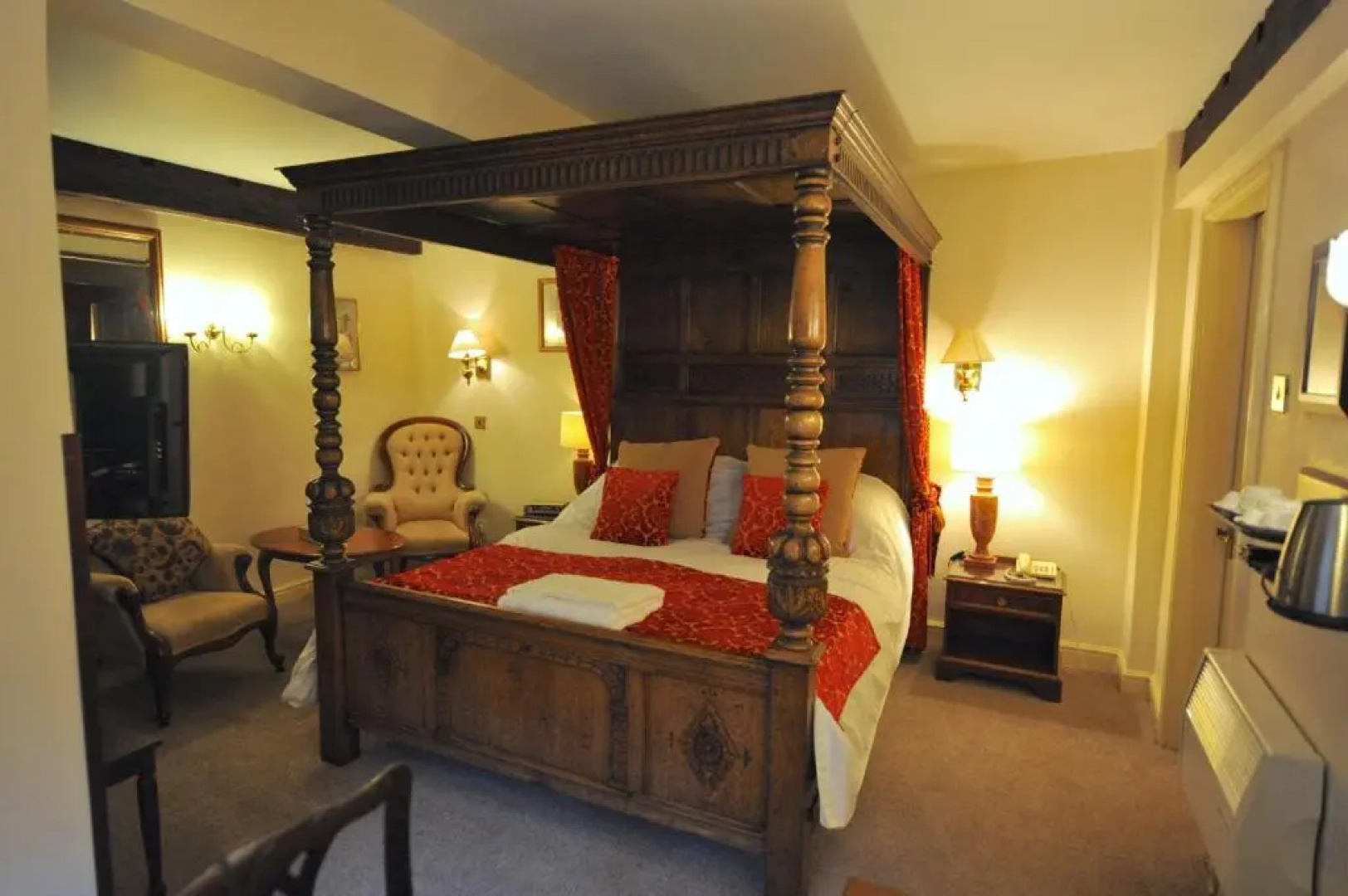 The Greyhound Coaching Inn
