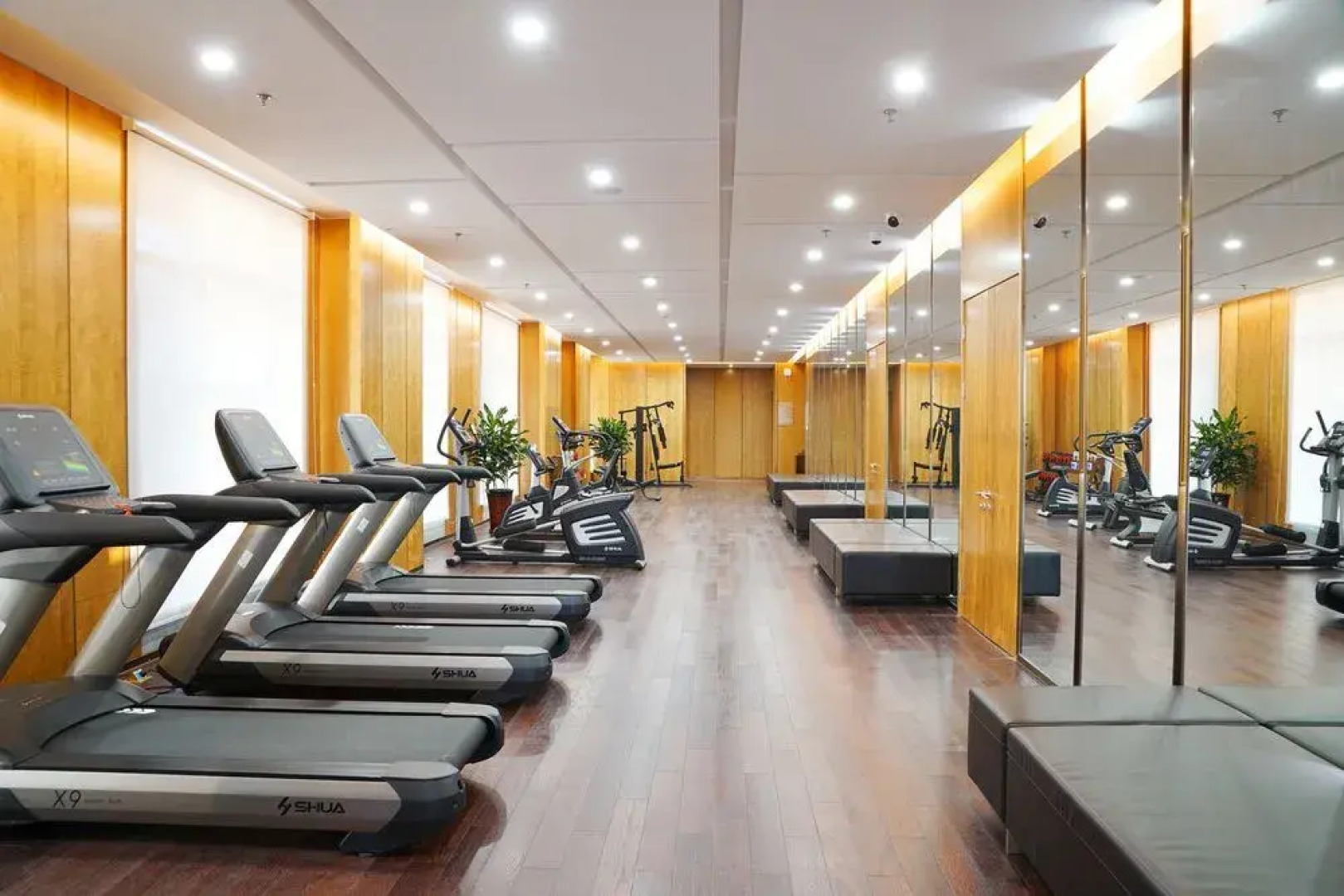 Qingshan Hotel Baotou（Yingbin Building）