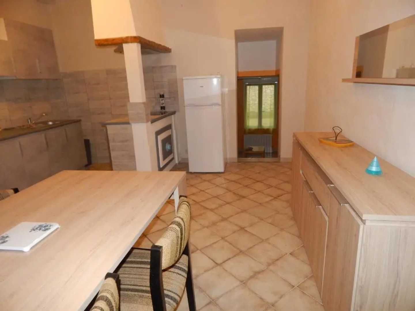 F2 pas cher a vec terrasse a 15 km de la mer