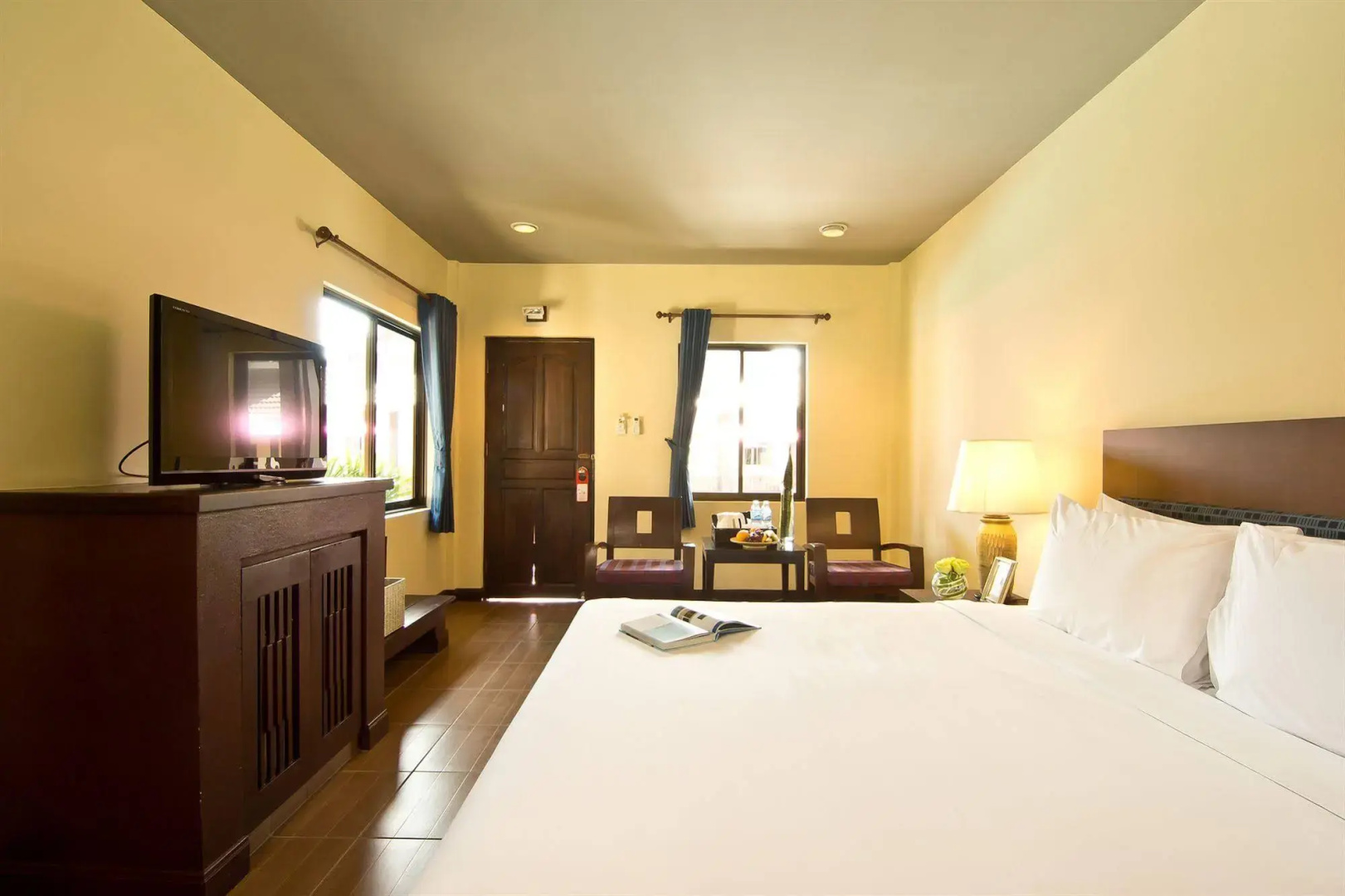Rose Bay Resort