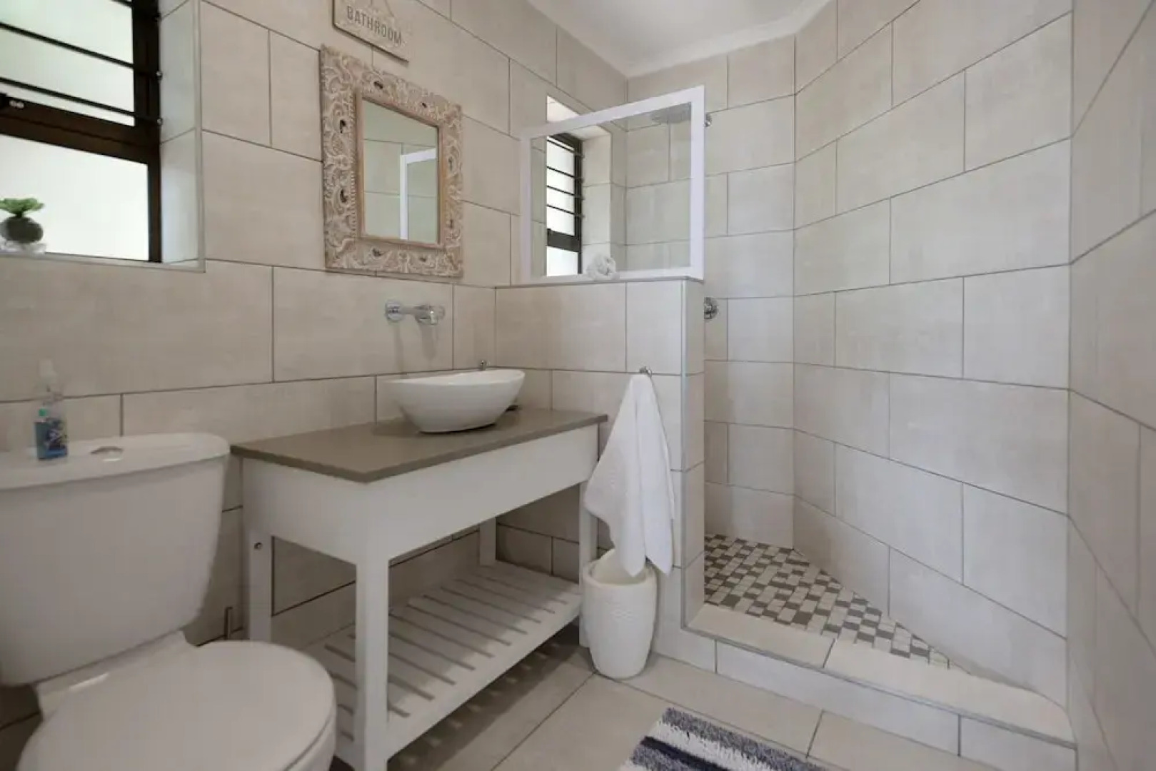 Picnic Rock Seaside Accommodation