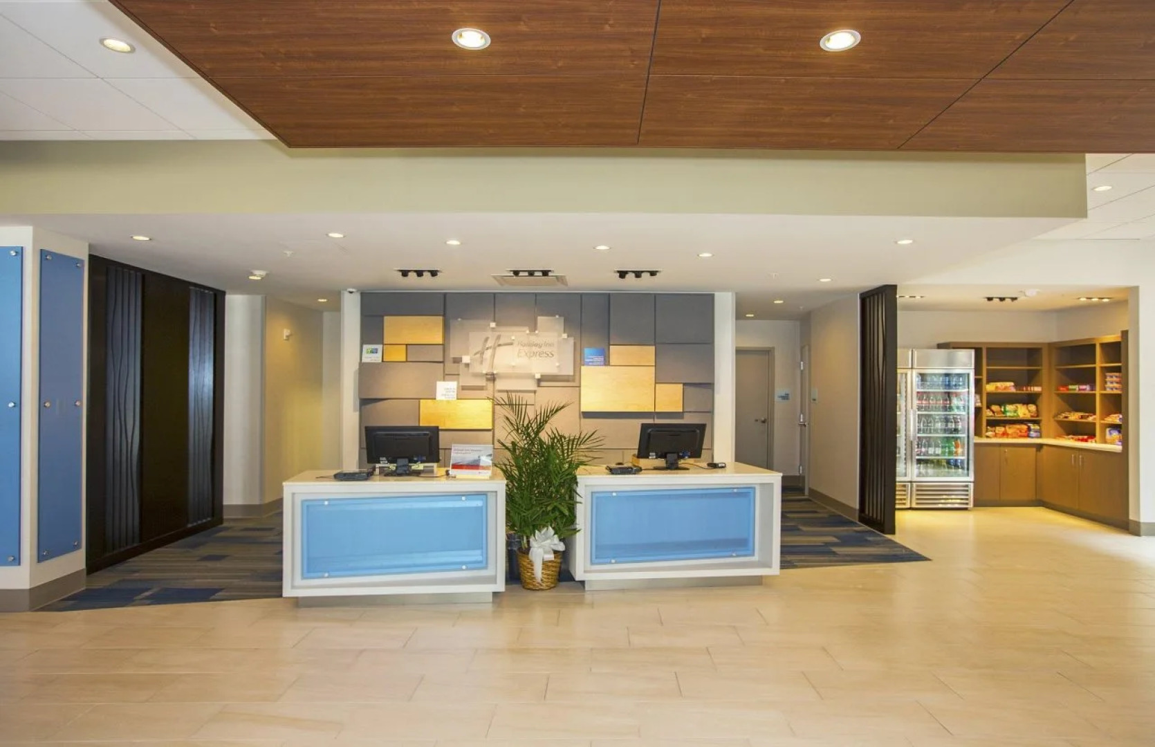 Holiday Inn Express & Suites Pittsburgh North Shore by IHG