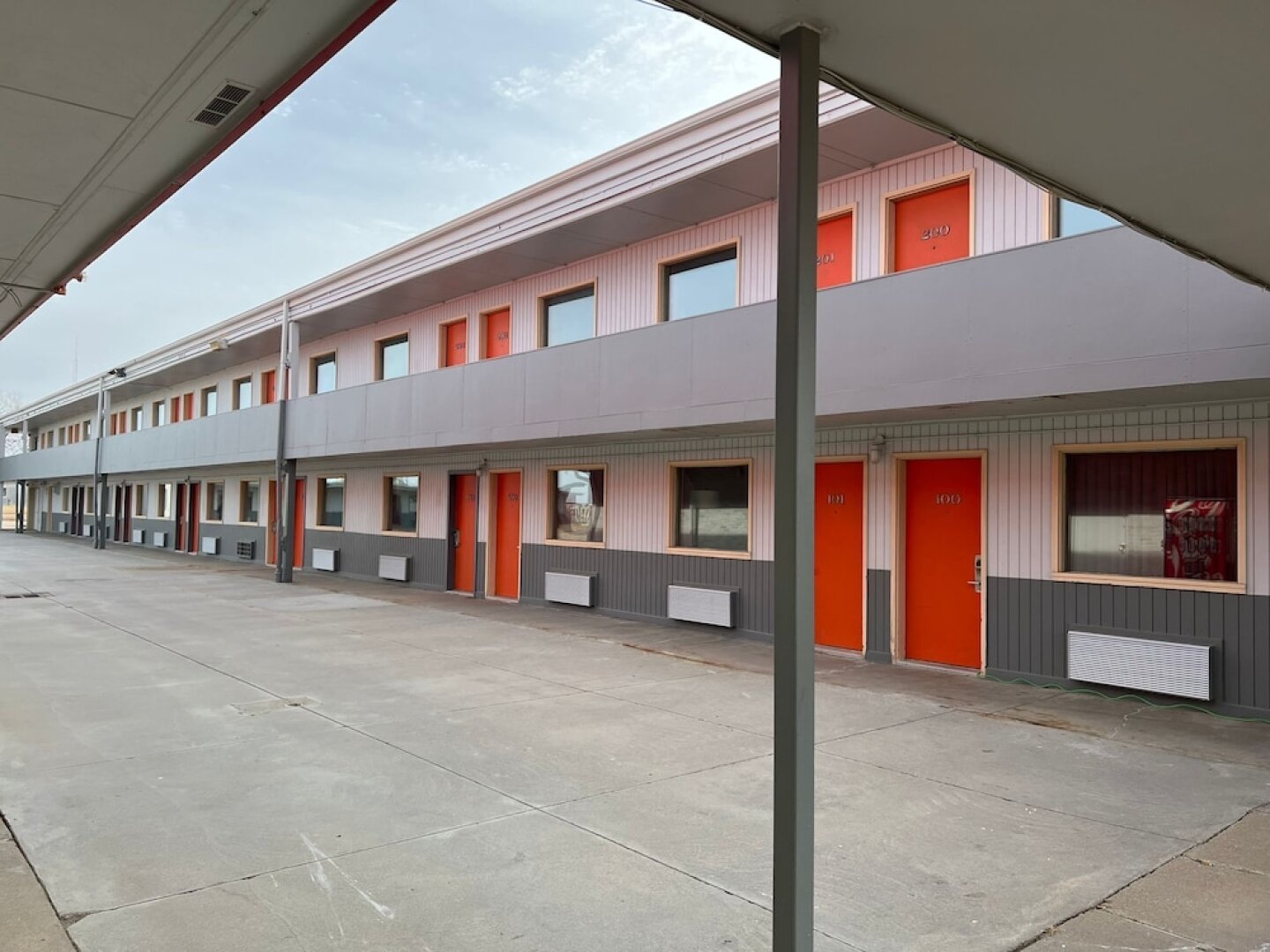 Travelerslodge Motel