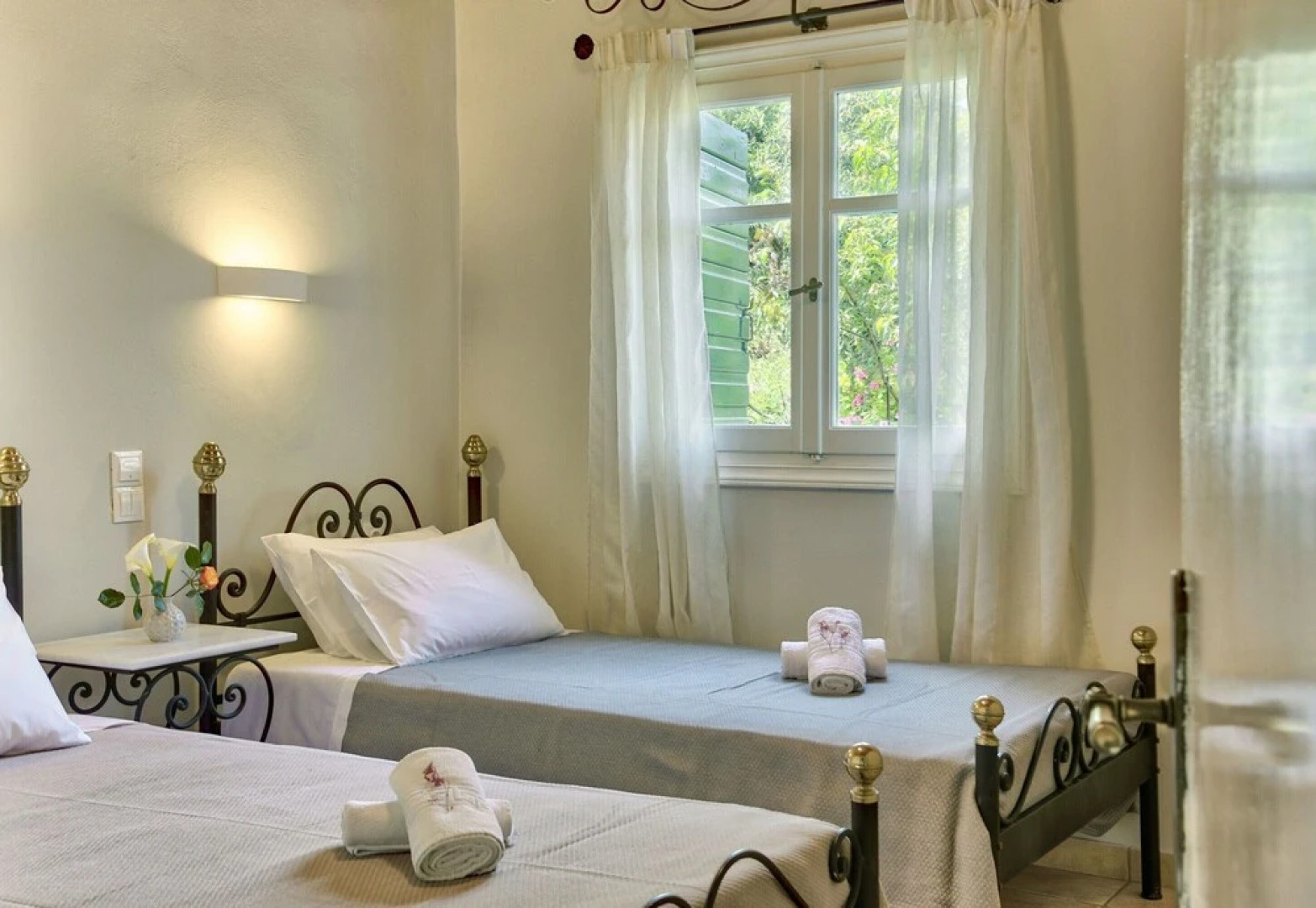 Villa Marathonisi 500 mt From sea