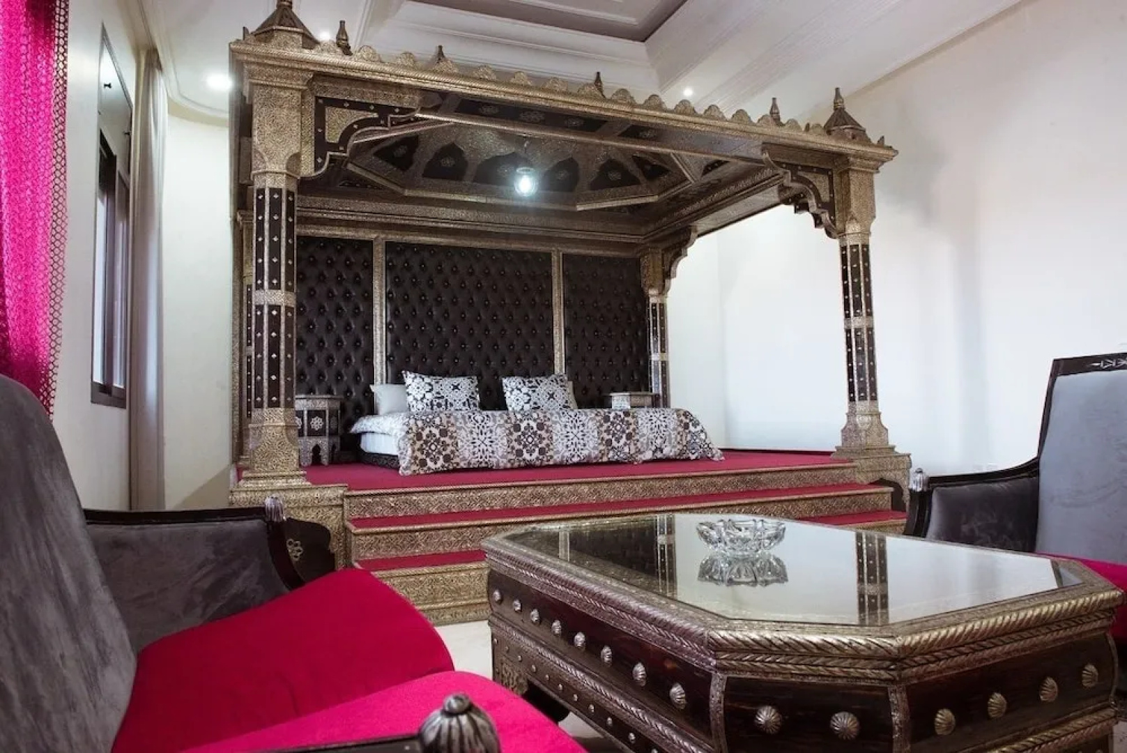 Park Regency Suite Hotel