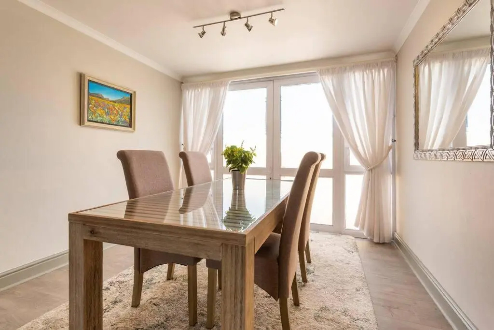 Sedgefield - Quick WALK to Beach. REDUCED Winter Rates - Sleeps 6 Guests