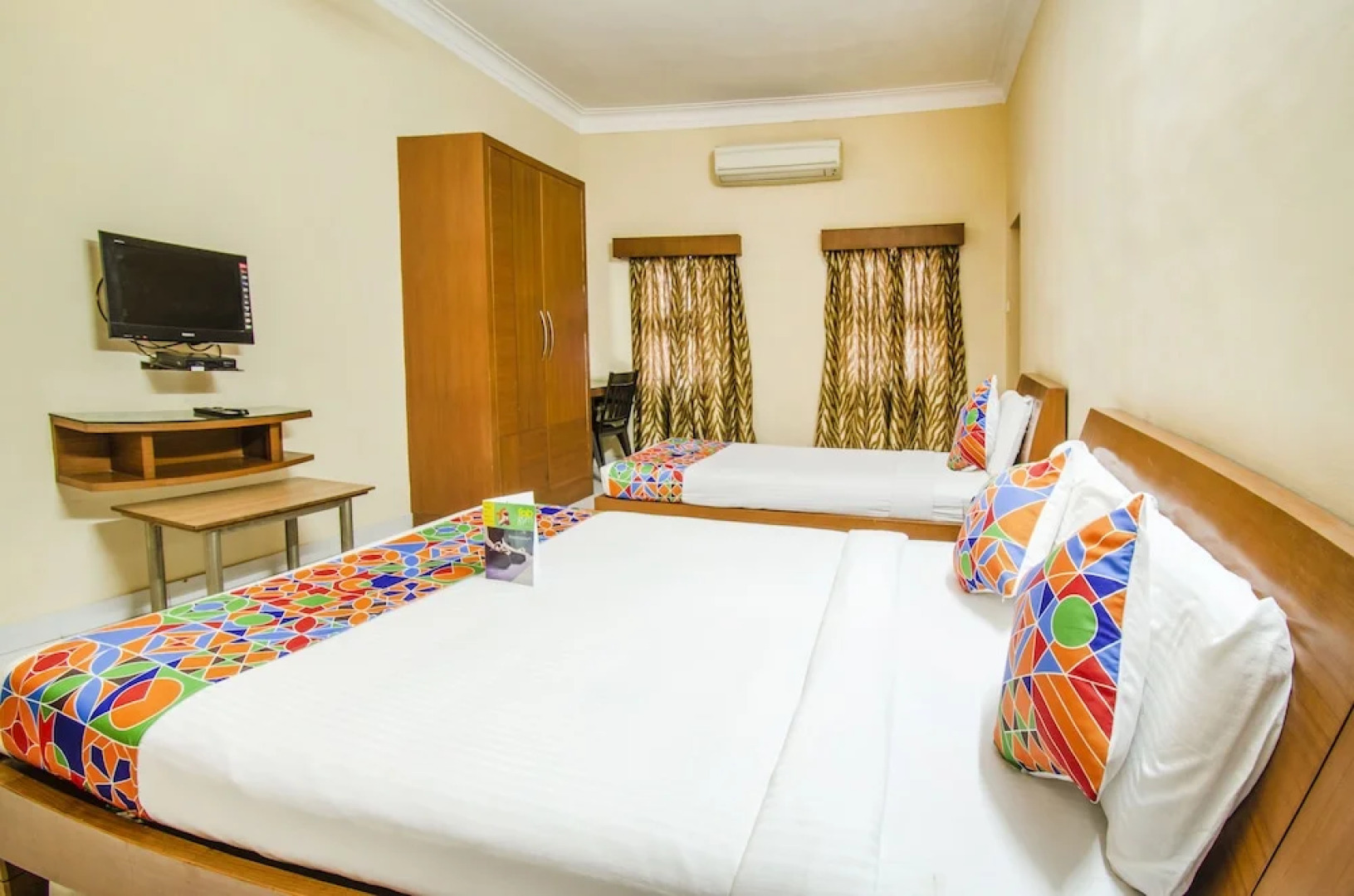 Kumar's White House Hotel