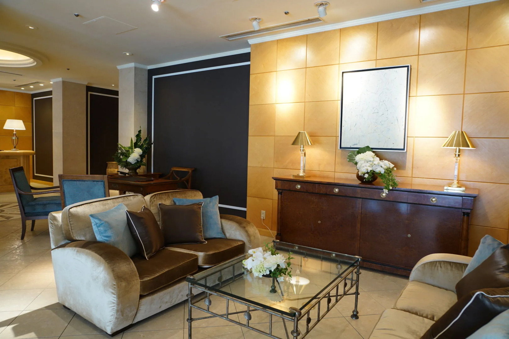 Отель Allamanda Aoyama