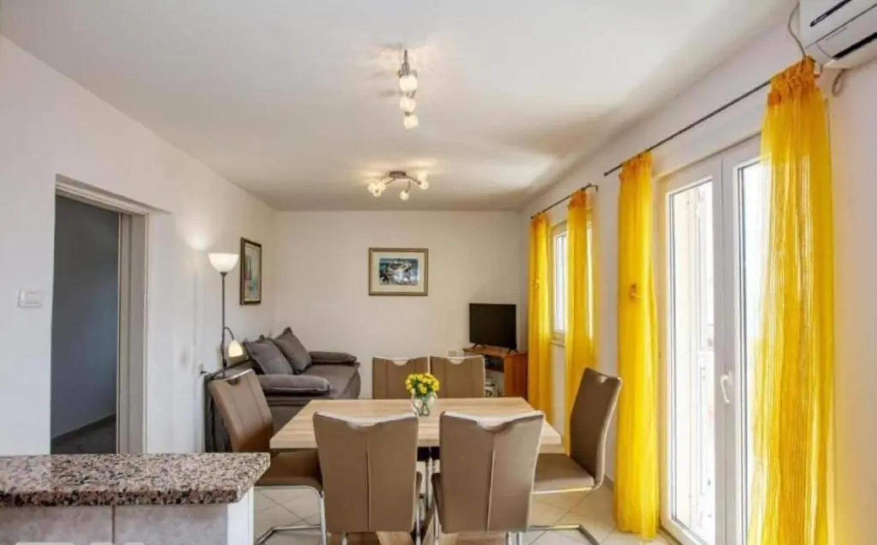 Mirka - With Heated Pool - H