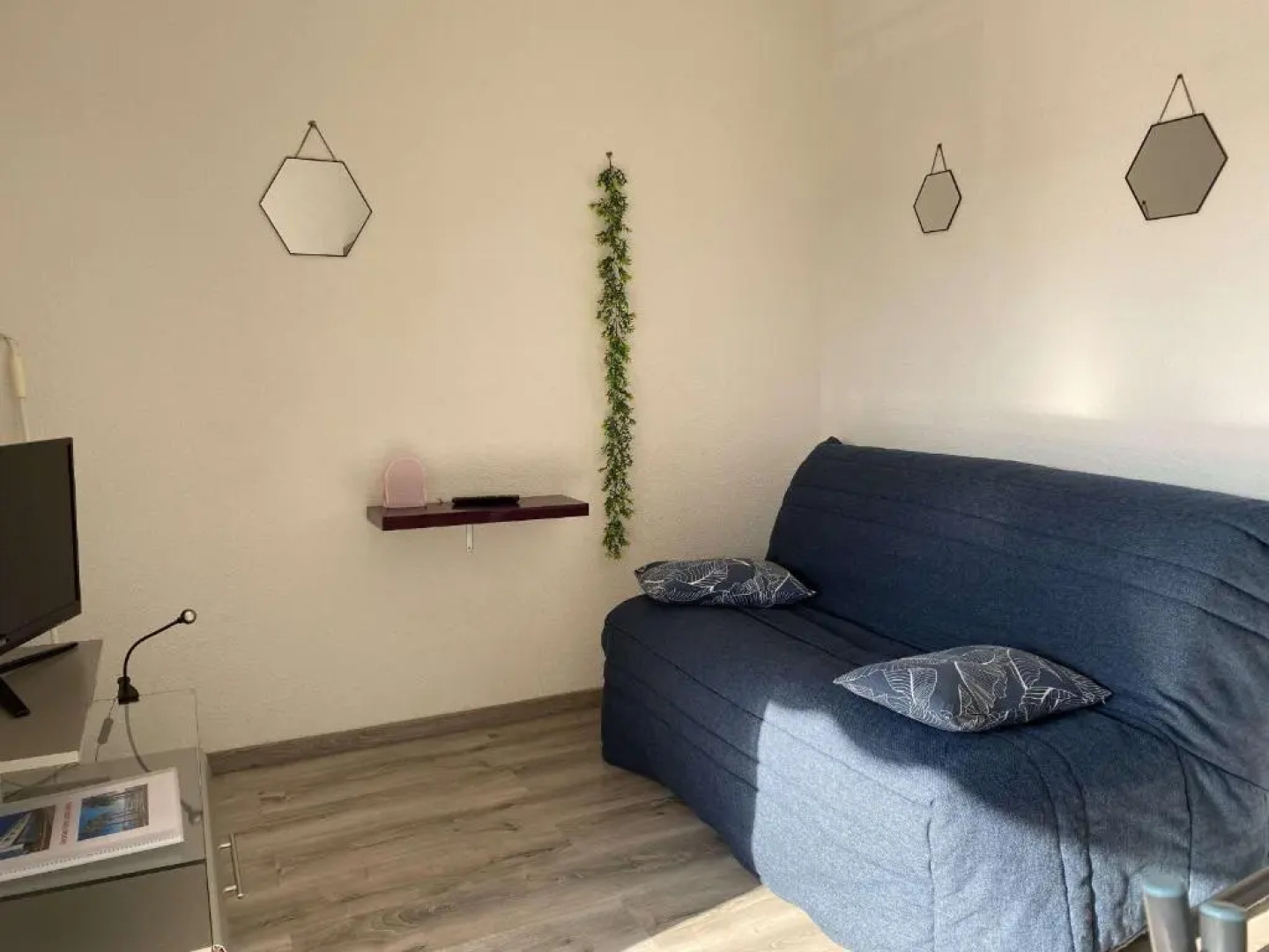 Appartement Balaruc-les-Bains, 1 pièce, 2 personnes - FR-1-553-35