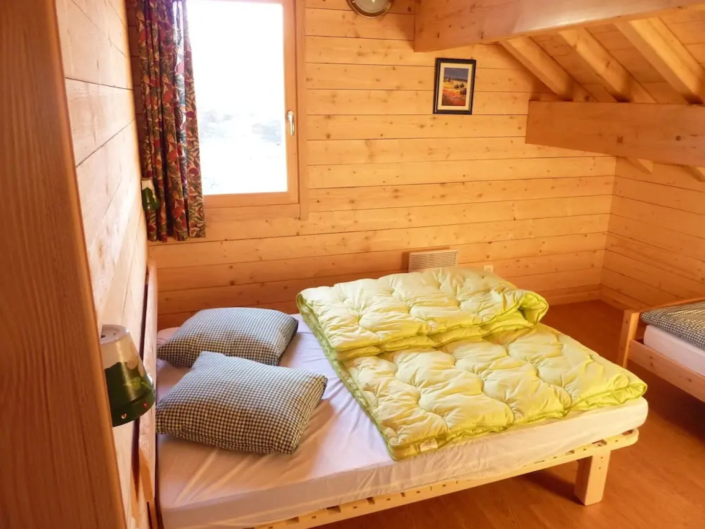 Wooden Chalet With a Washer, Near a Lake