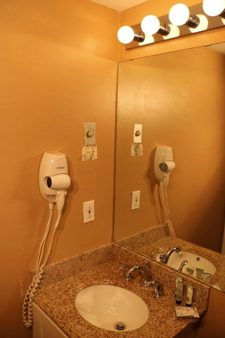 Blue Mountain Springs Resort