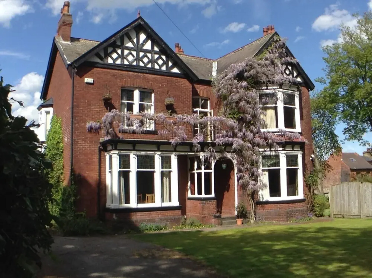 Remarkable 6-bedroom Villa in Pennine Barnsley