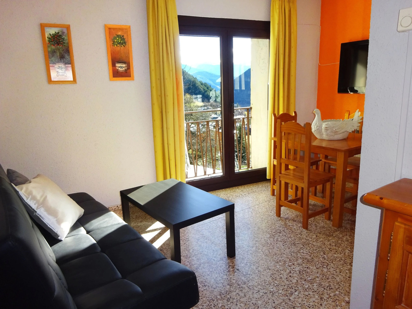 Apartamentos Arinsal 3000