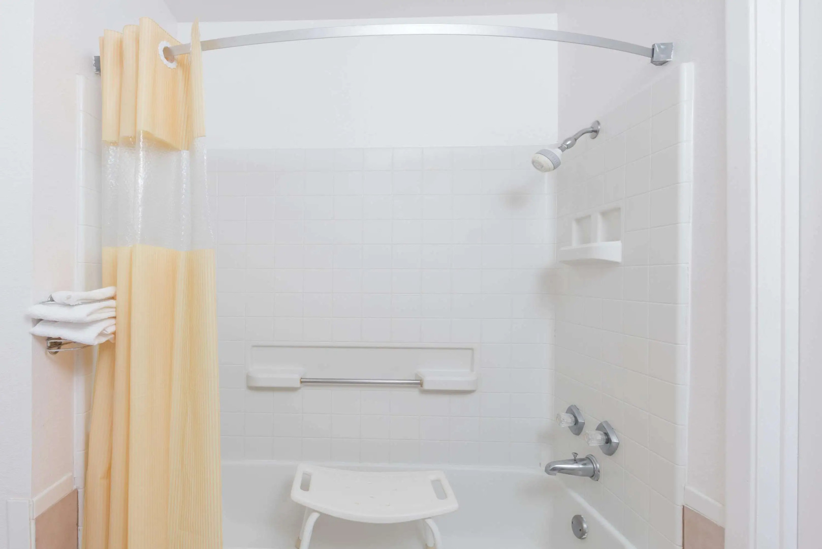 Days Inn by Wyndham Waco Near Downtown/University