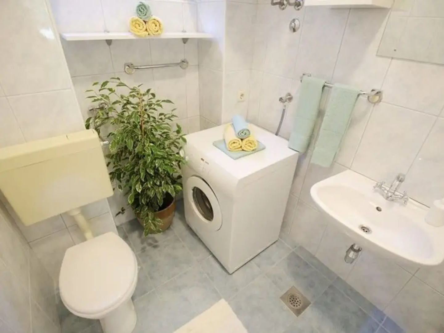 Lovely Villa in Sukošan With Private Swimming Pool