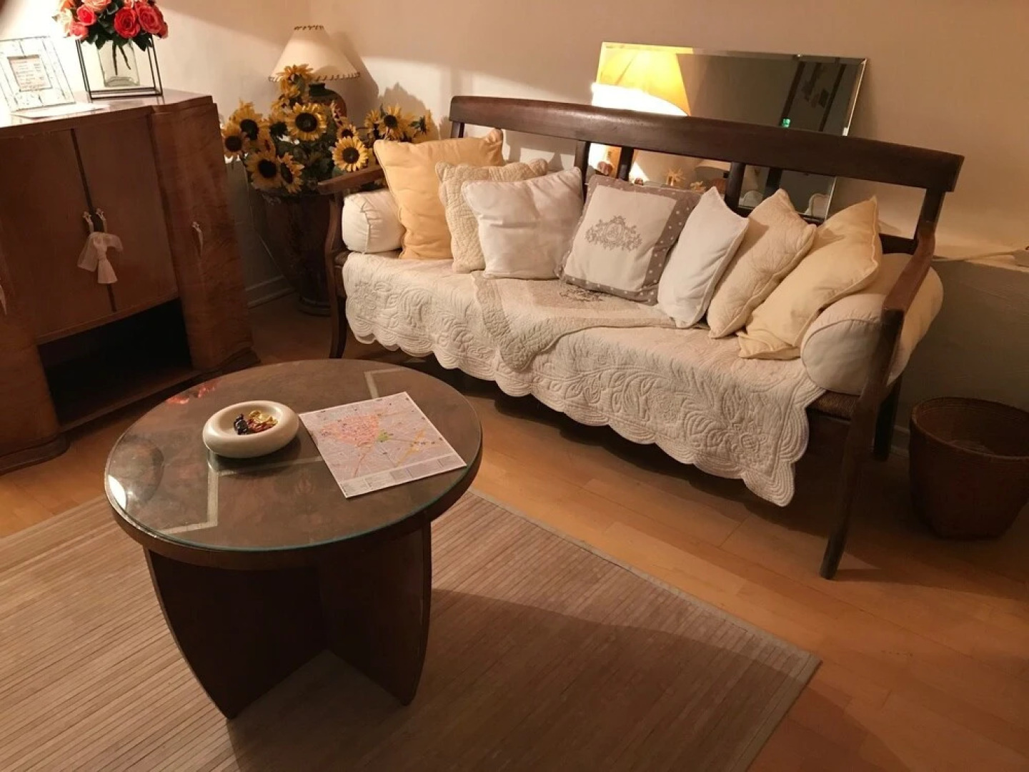 Chambre de Charme et Patio Fleuri