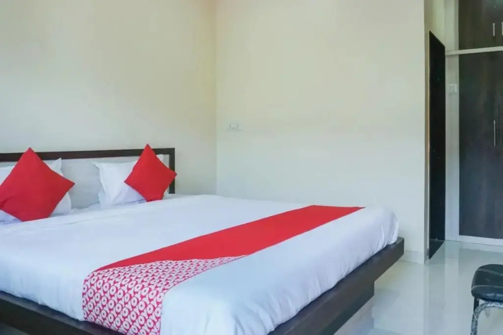 Sai Srushti by OYO Rooms