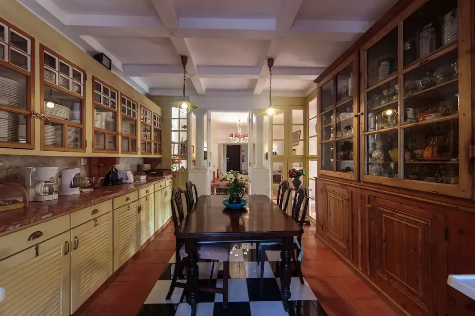 Shepinetree - Capela House