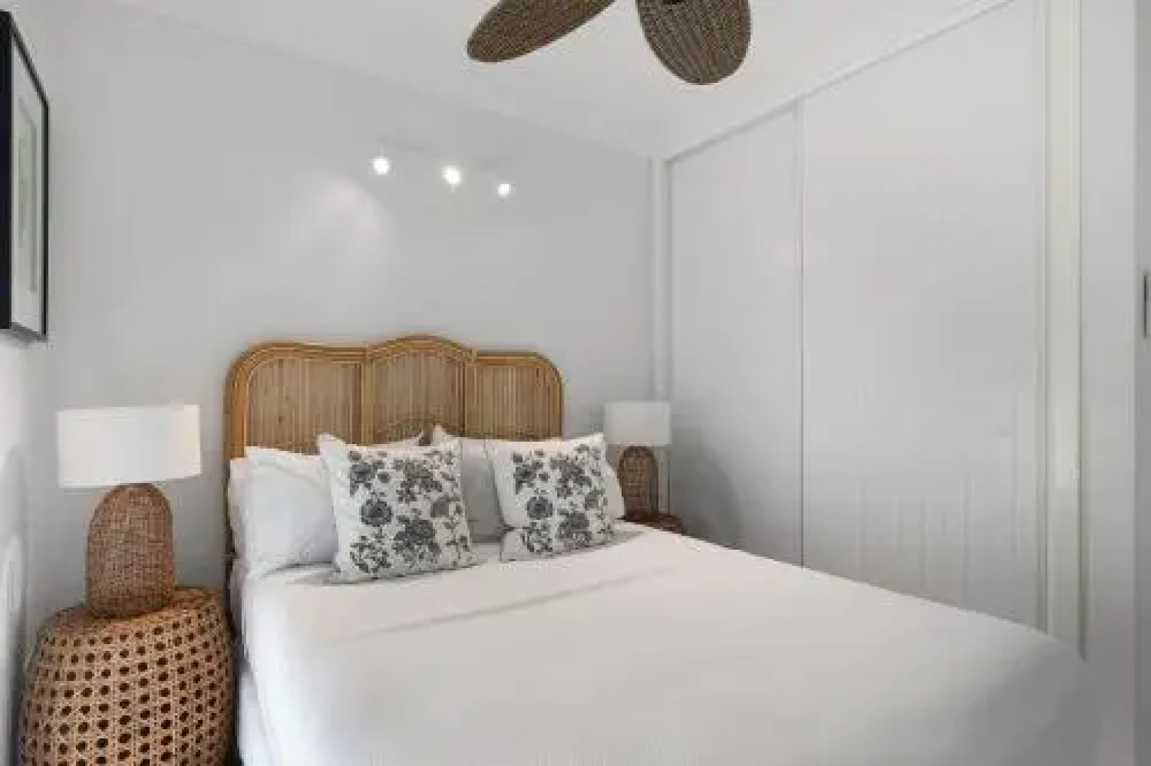 Pineapple House Whitsundays