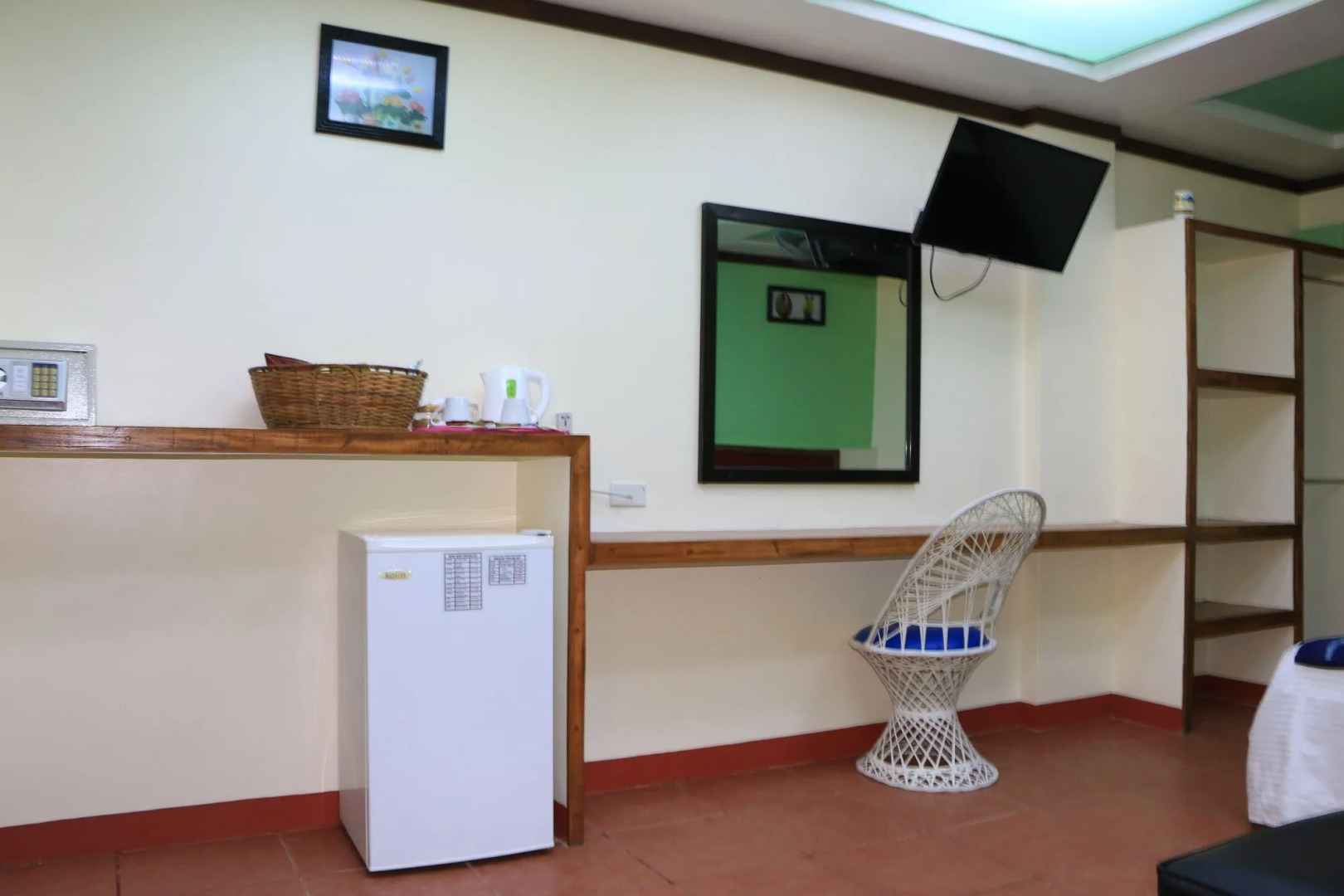 BADLADZ Beach and Dive Resort