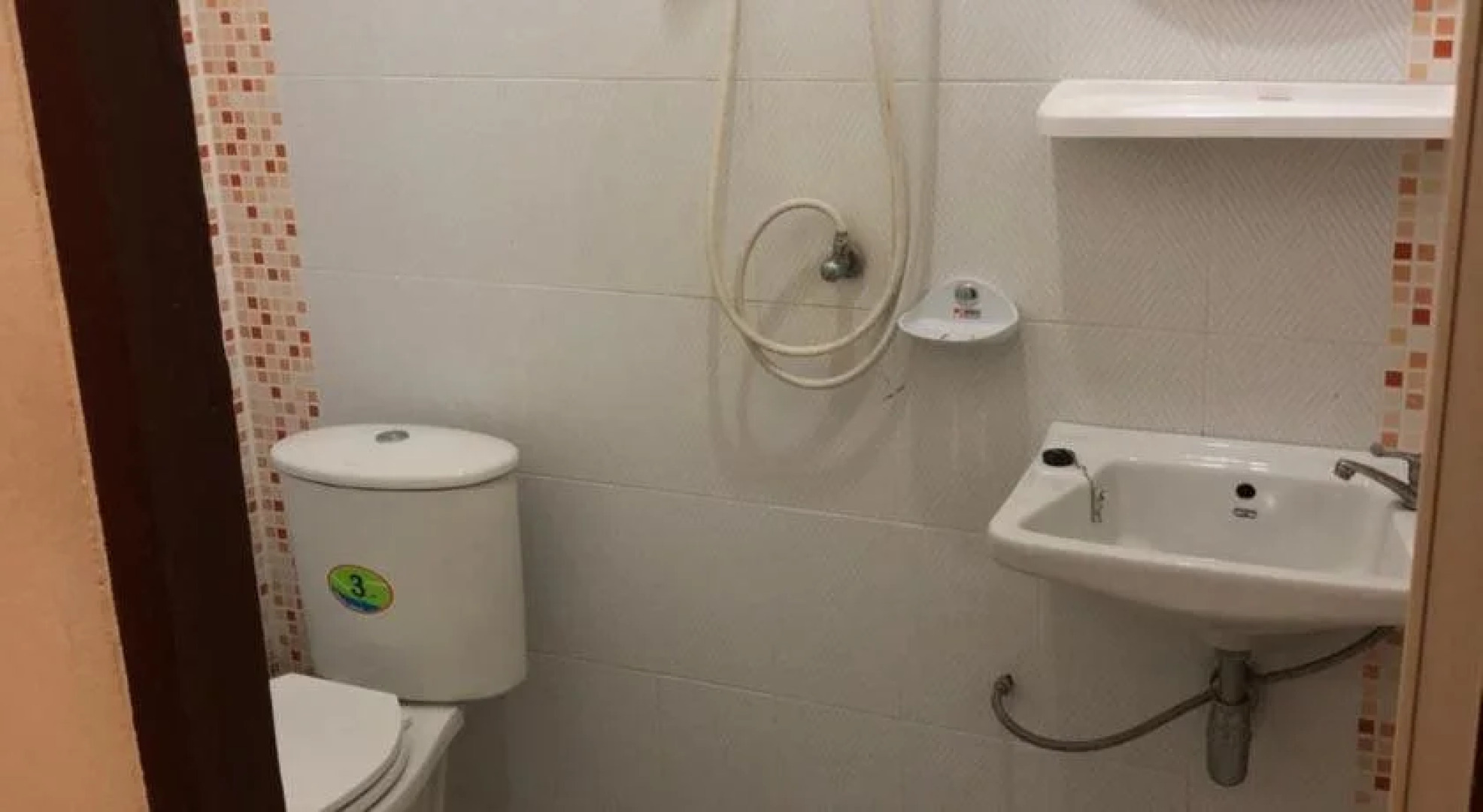 Sandee Place Chomthong