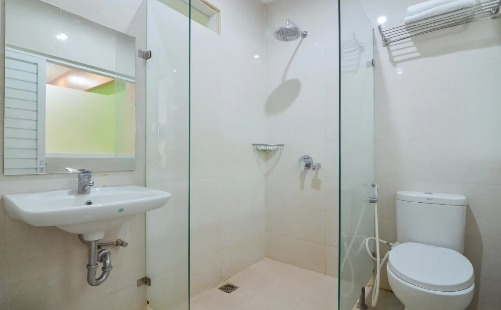 ZEN Rooms Safwah Bintaro Syariah