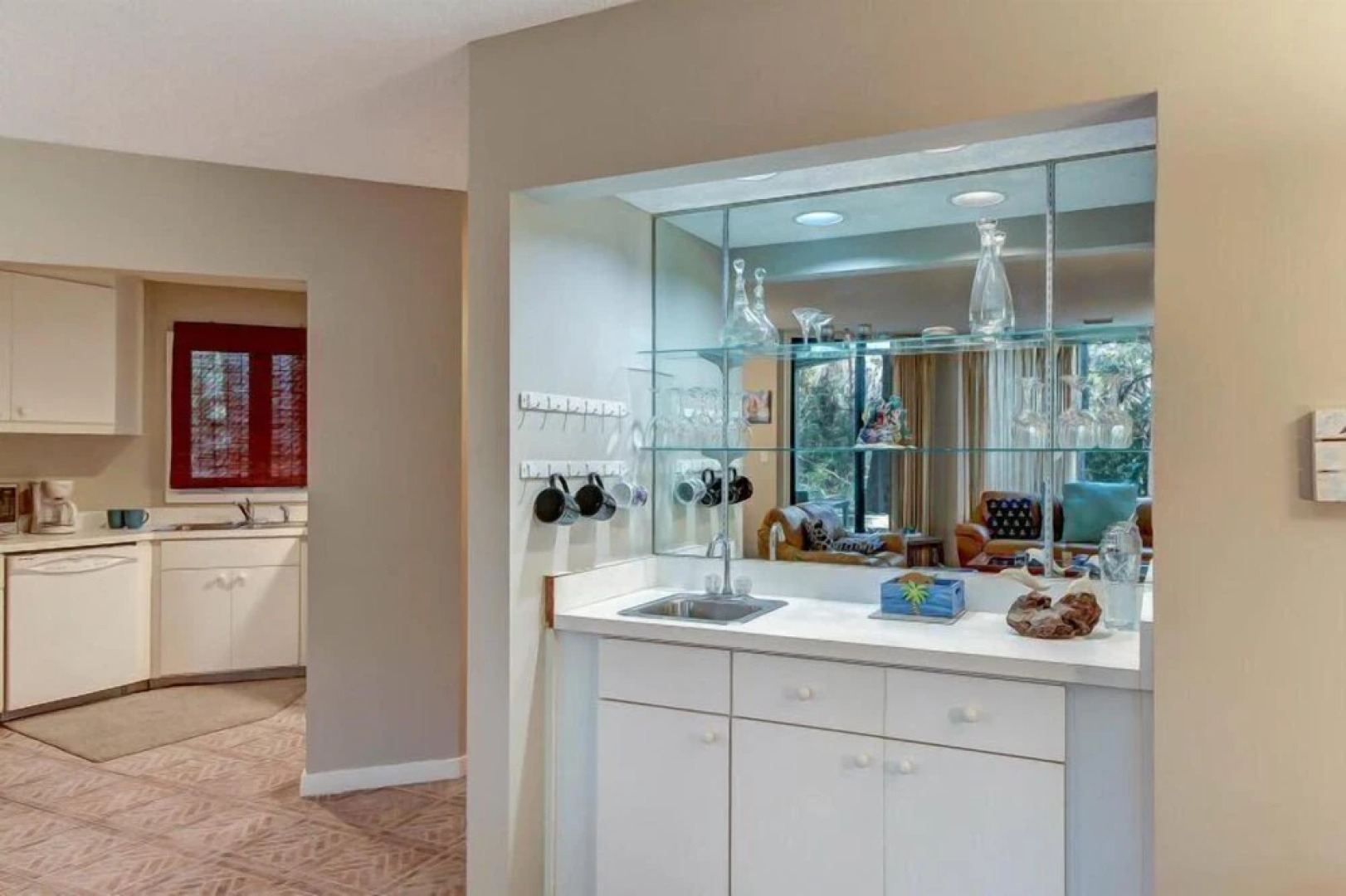 2354/56-courtside Villas