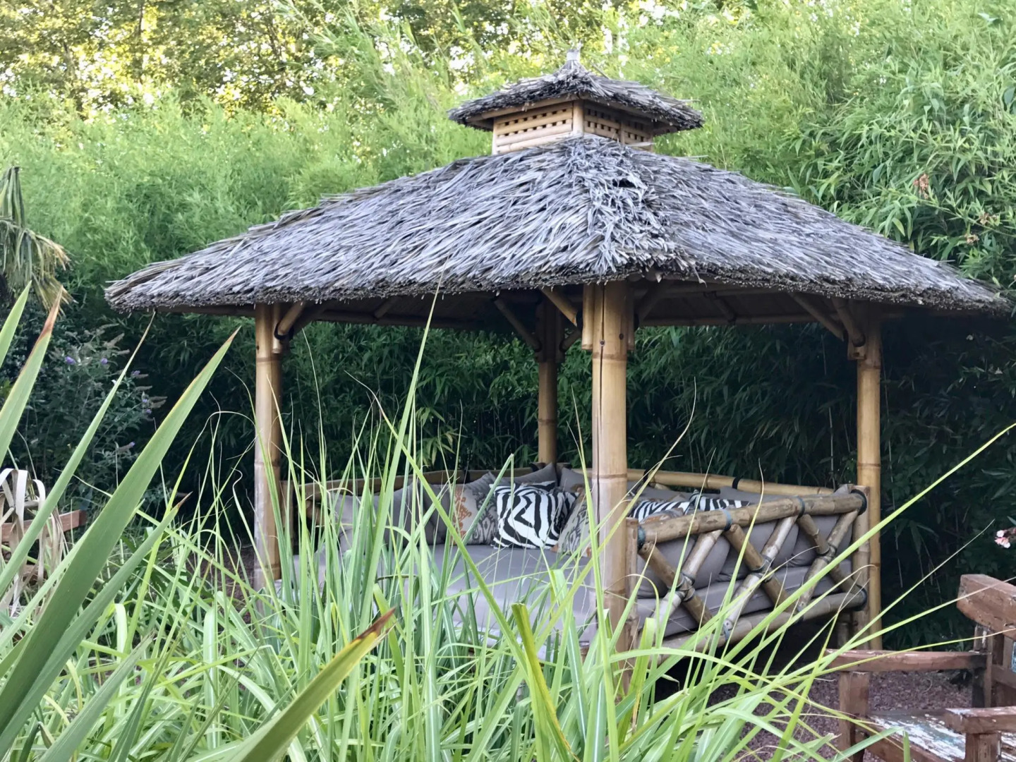 Bastide de la Felicité - St. Remy-de-Provence, Sumptuous Bastide with Glorious Garden, 2 Beautiful P