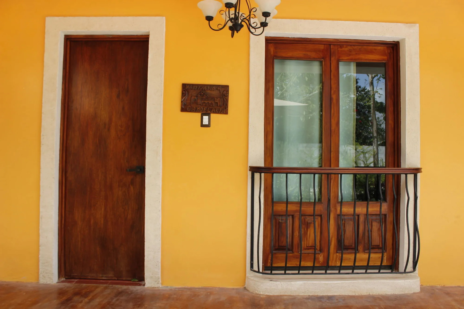 El Zaguán Colonial by GuruHotel