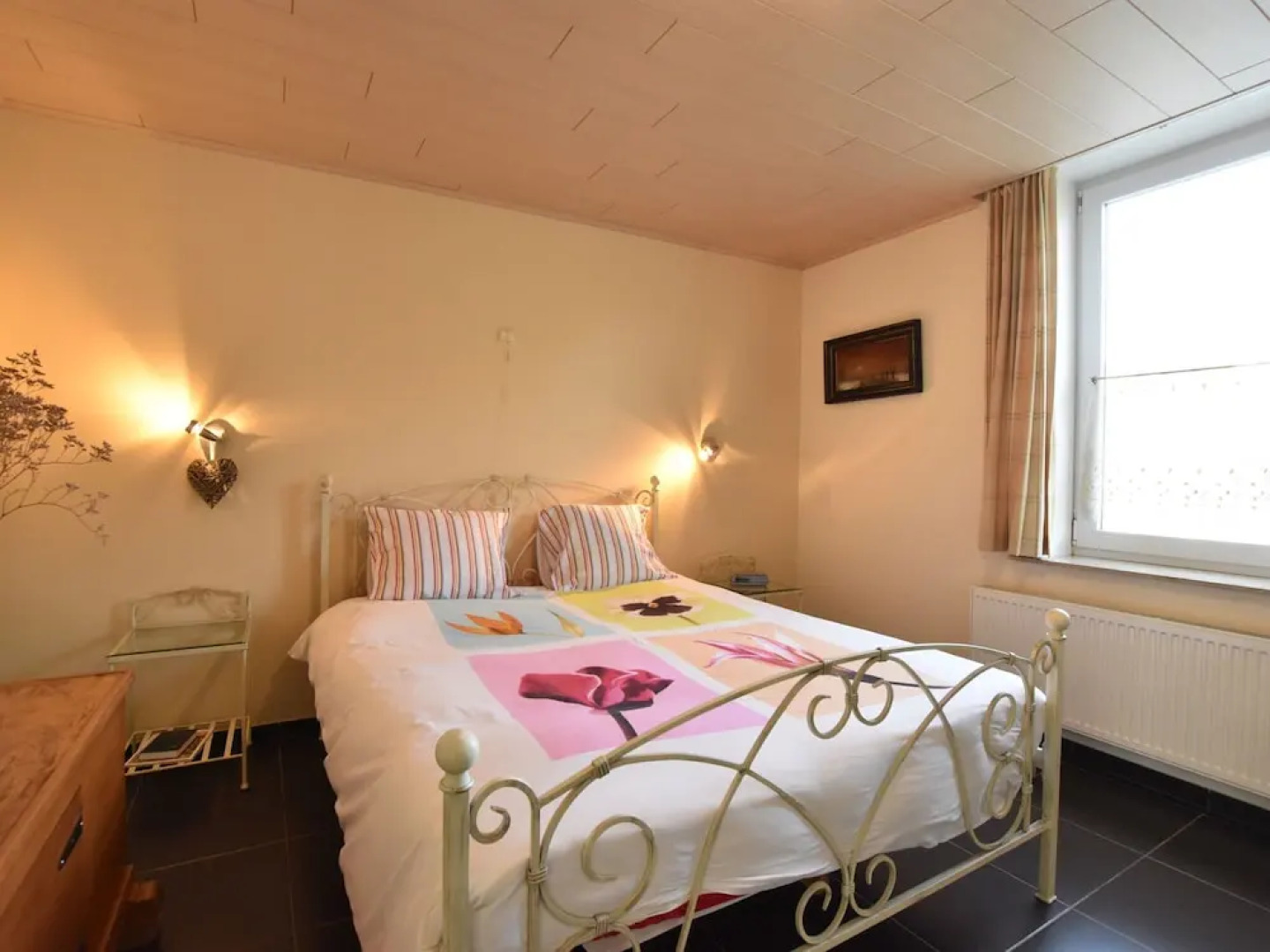 Graceful Holiday Home in Beveren aan de Ijzer With Terrace