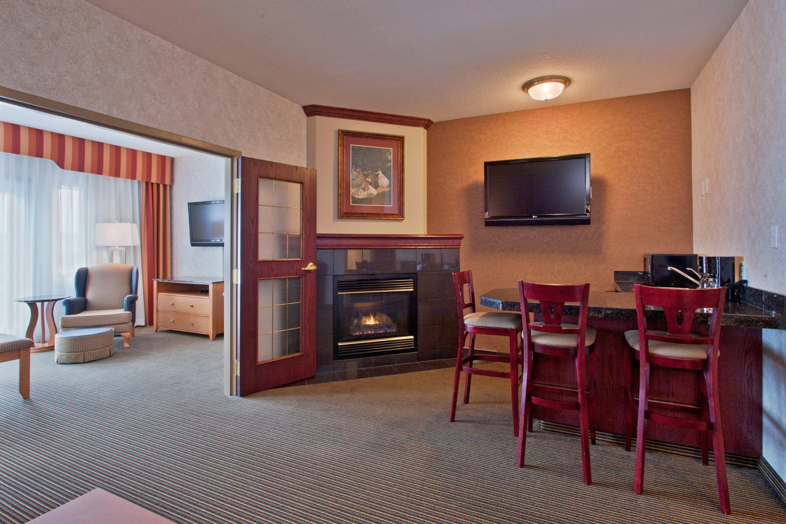 Holiday Inn Express Hotel & Suites Calgary S-Macleod Trail S by IHG