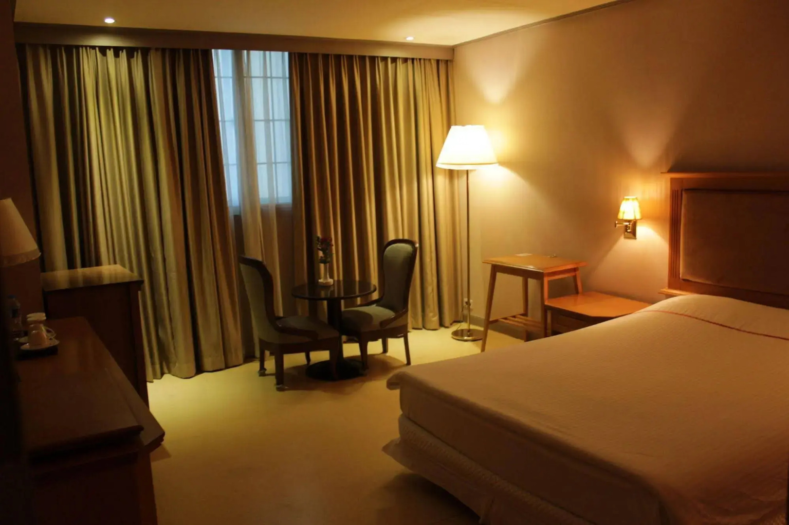 Solium Business Hotel