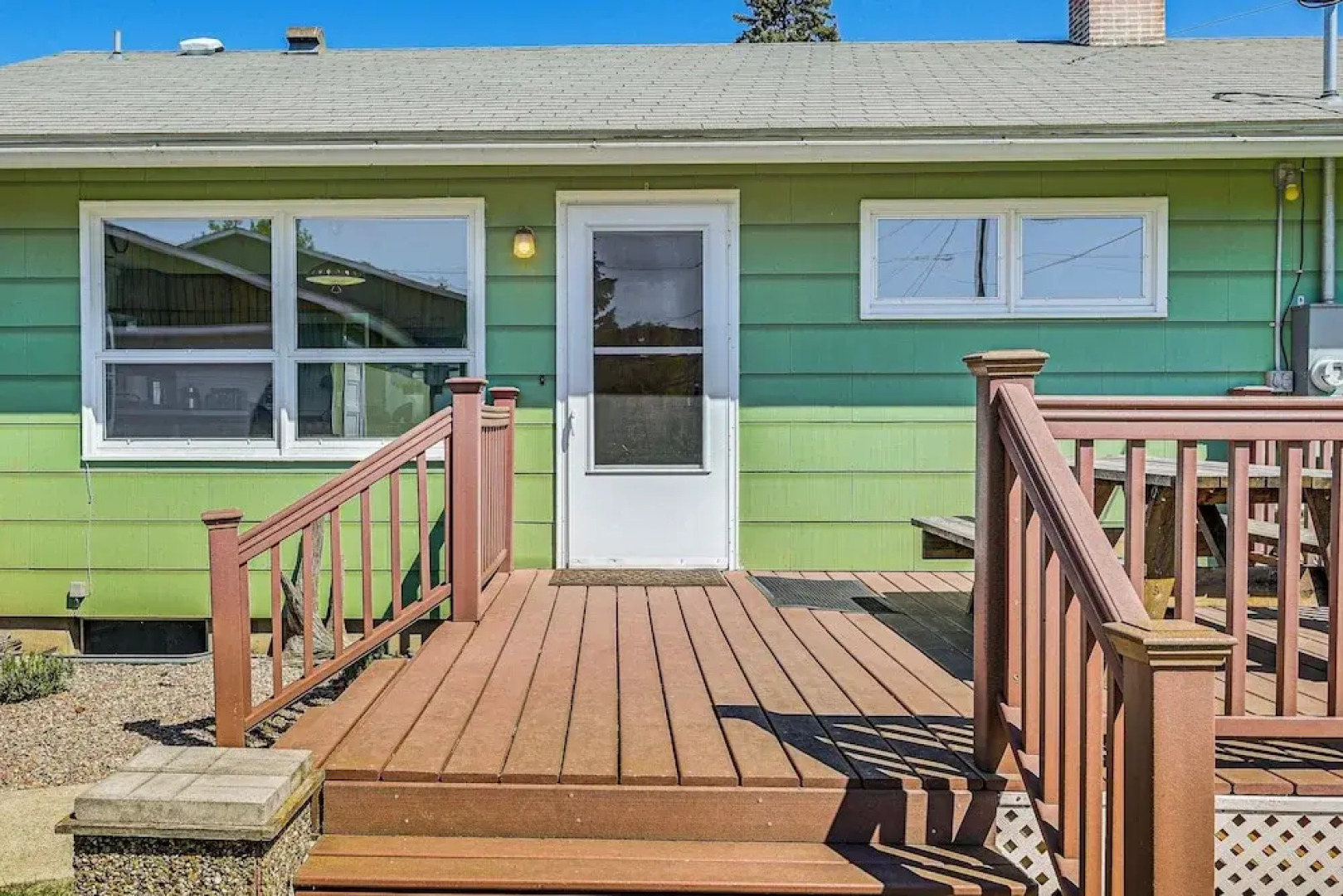 Walk to Flathead Lake: Airy Home w/ Mtn Views!